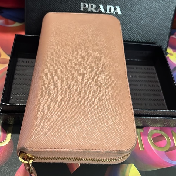 Authentic Prada long zip around bow wallet - Picture 11 of 15